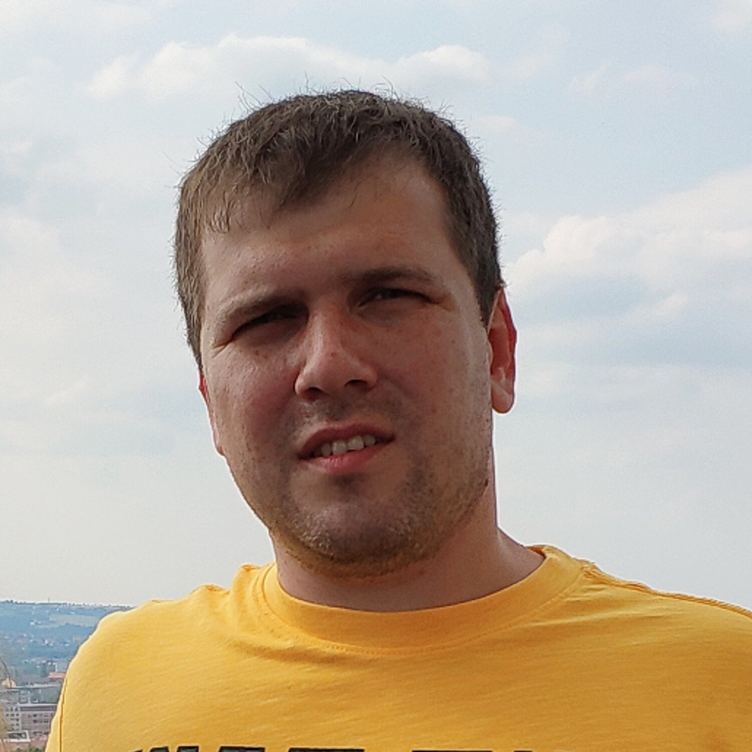 Дмитрий Голощаков