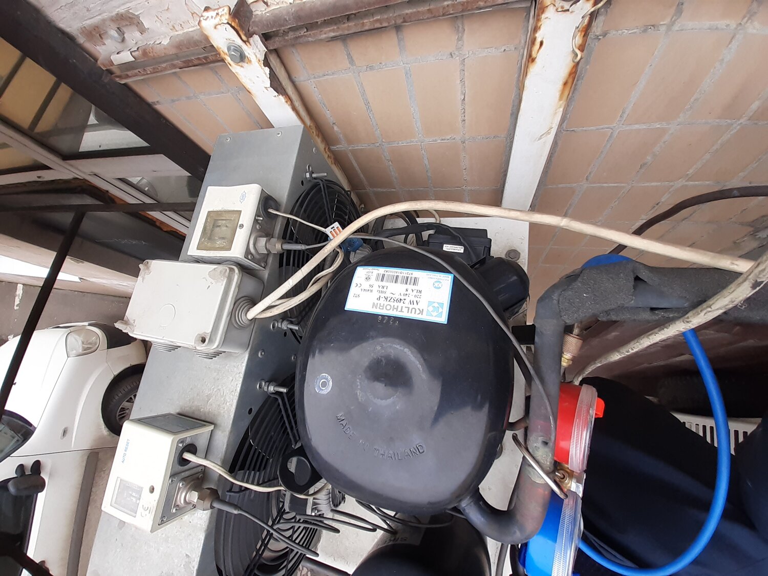 котел, дизельный котел китурами 17 горелка, насос котла kiturami turbo 13r, дизельный котел, счётчик электроэнергии на провод