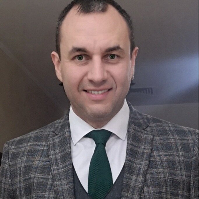 Виктор Петрович Хованский