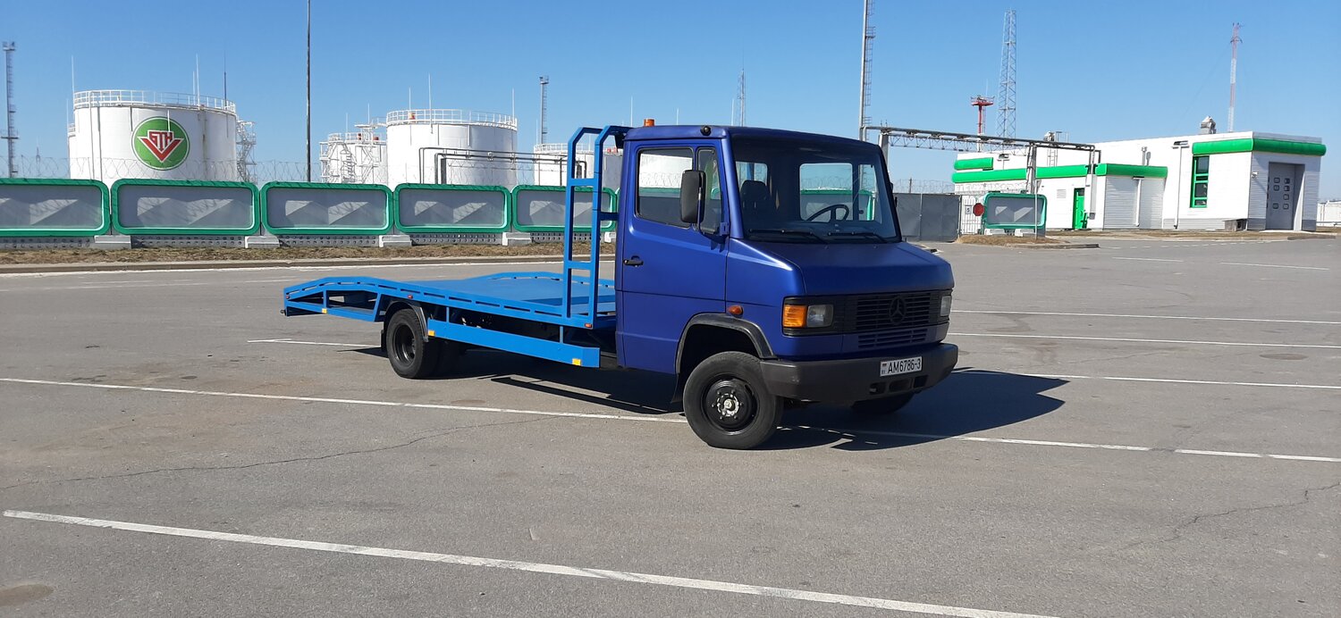 мерседес бенц т1 бортовой, мерседес т1 эвакуатор, эвакуатор mercedes 709d, мерседес варио эвакуатор, мерседес бенц варио