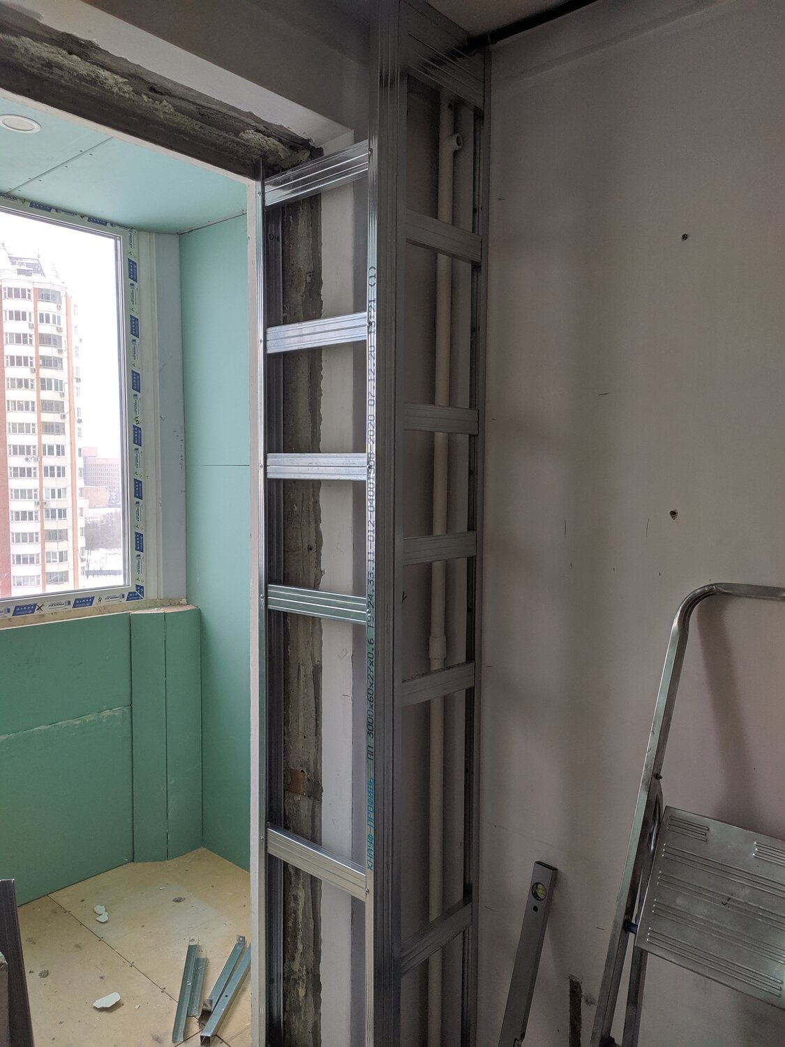 каркас перегородки из гипсокартона, гипсокартон перегородка, перегородка из гипсокартона, уменьшение проема гипсокартоном, каркас для гипсокартона