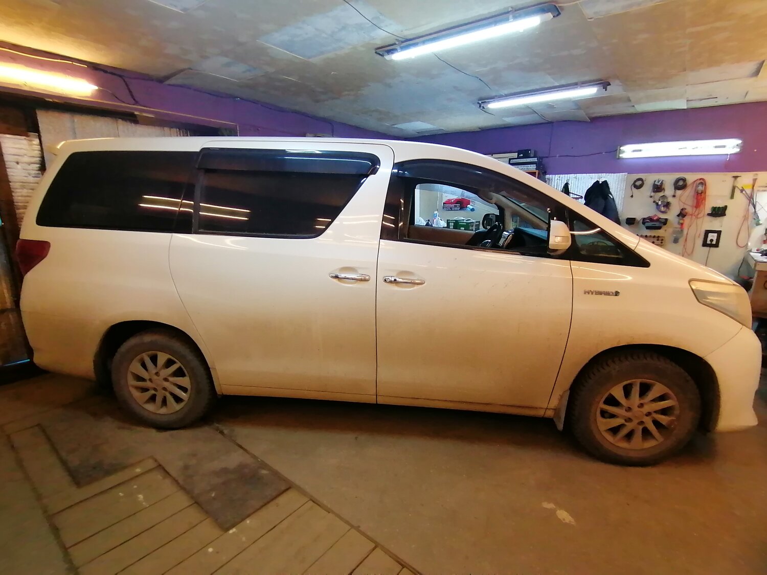toyota alphard, тойота альфард, toyota, r17 тойота альфард, тойота альфард цвет хаки