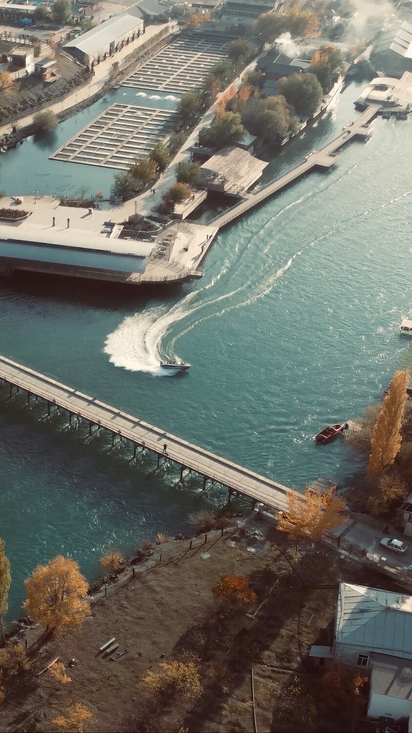 остров ив руссо, кингс уорф бермудские о-ва, монига дель гарда, us naval base, город ялова турция