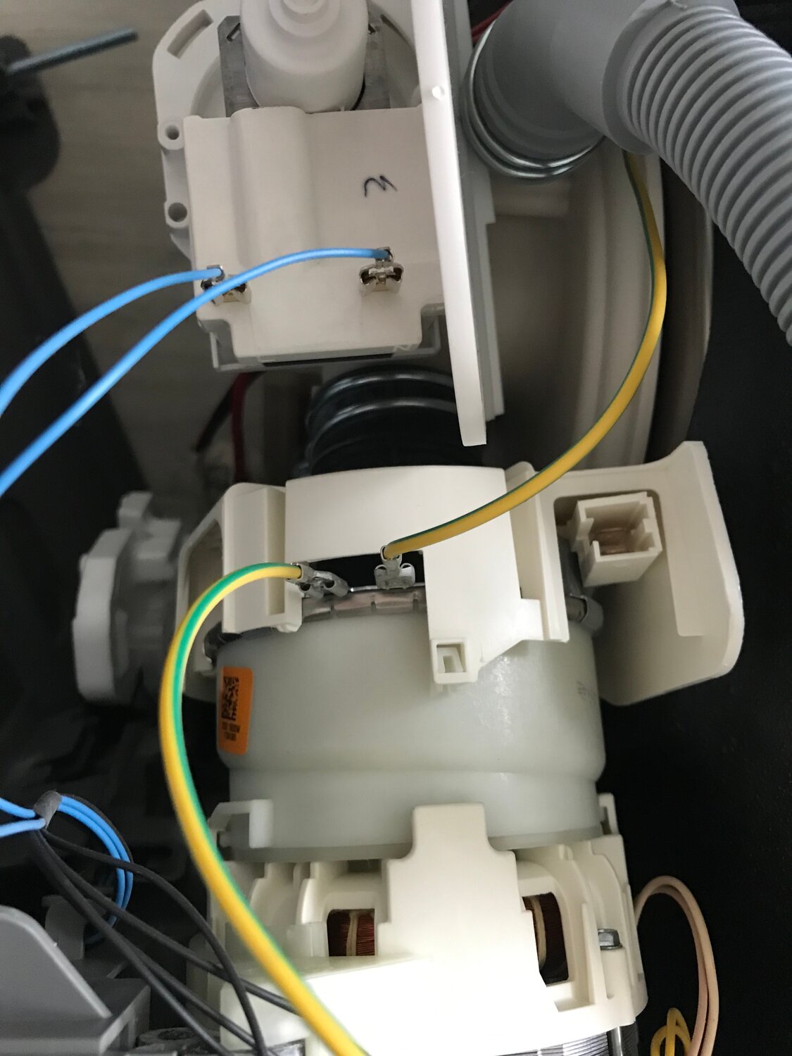 прессостат посудомоечной машины electrolux i20, циркуляционный насос для посудомоечной машины электролюкс, посудомоечная машина электролюкс, посудомоечная машина, тэн для посудомоечной машины electrolux esl94200lo
