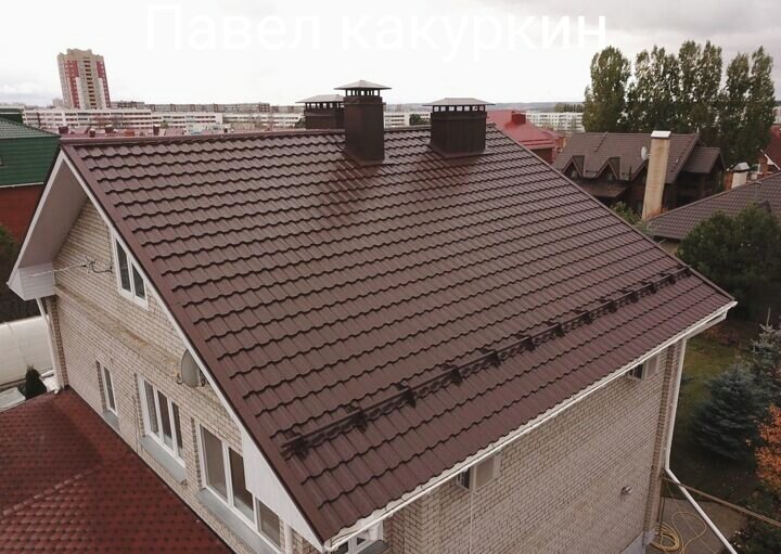монтаж кровли из металлочерепицы, кровля из металлочерепицы, металлочерепица для крыши, вальмовая крыша металлочерепица каскад, крыша из металлочерепицы