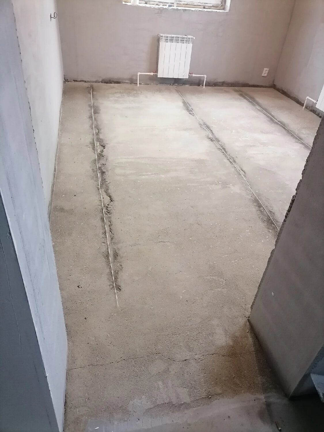 стяжка пола, стяжка, полусухая стяжка, стяжка пола в квартире, мокрая стяжка пола