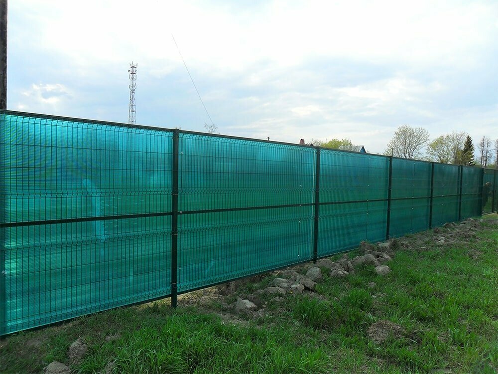 забор сетка, забор из строительной сетки, забор 3 гиттер с поликарбонатом, секционный забор, комбинированный забор