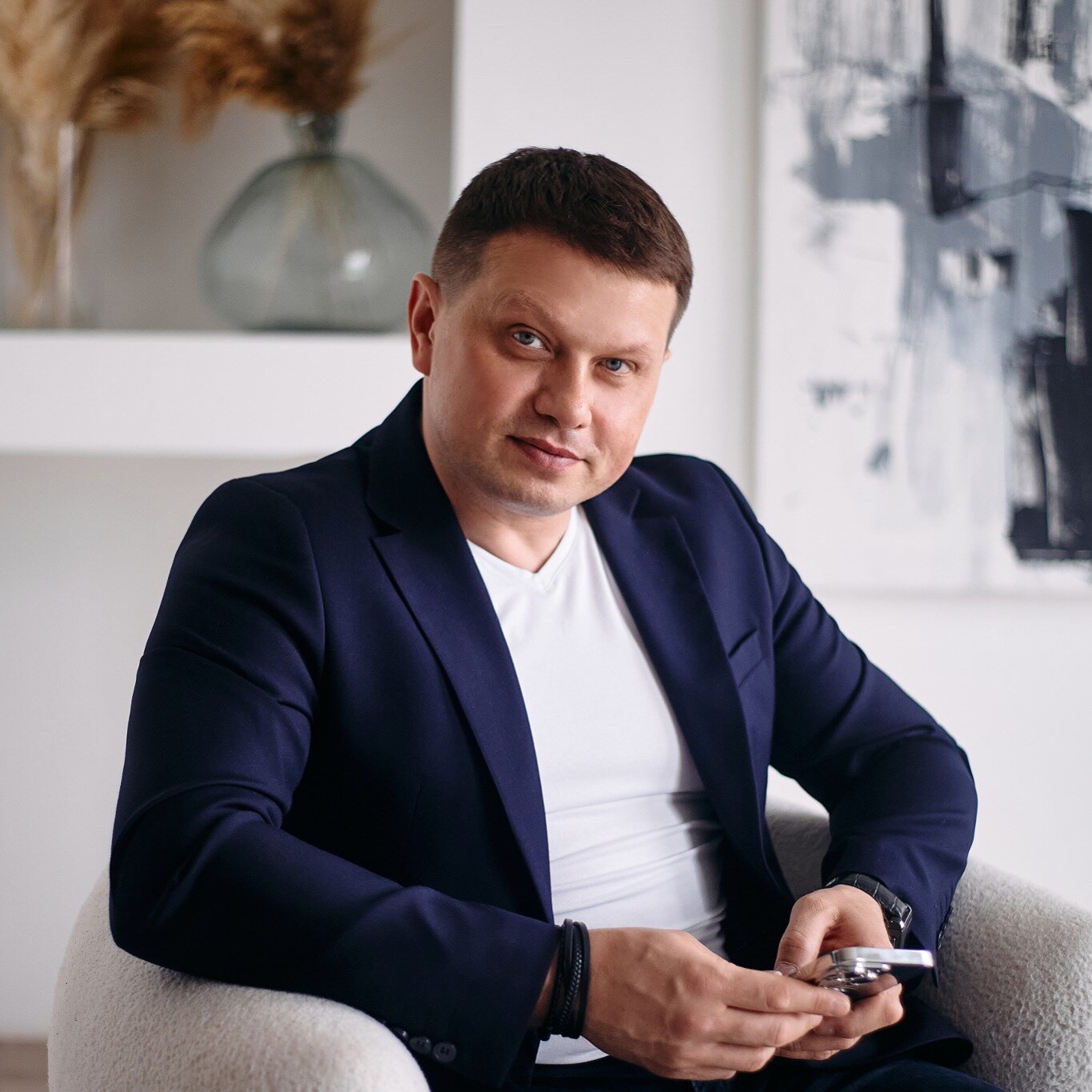 Роман А.