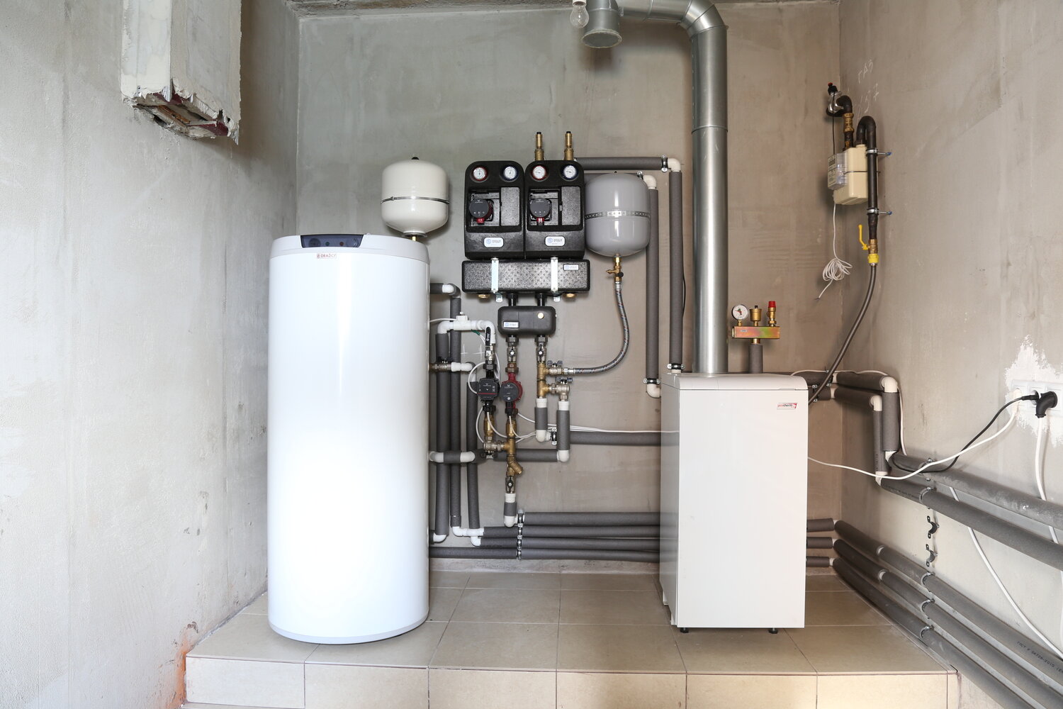 котельная с одноконтурным котлом и бойлером косвенного нагрева, бойлер косвенного нагрева 120л вайлант обвязка, обвязка котла с бойлером косвенного нагрева, котлы косвенного нагрева бакси, обвязка бойлера косвенного нагрева бакси 150