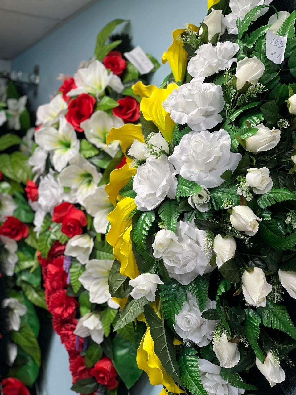 ритуальные венки, похоронные венки, арника ритуальные венки, ритуальные венки из искусственных цветов, траурные венки