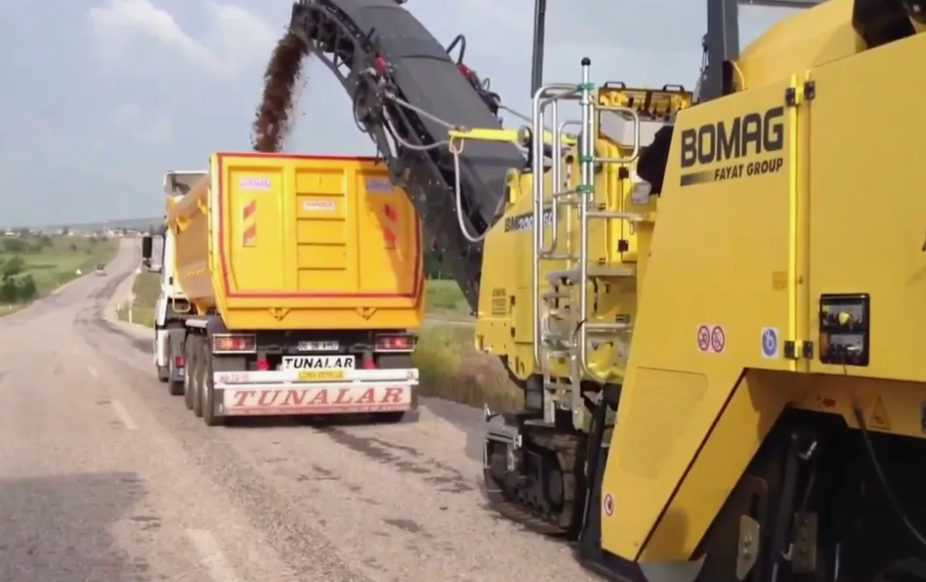 фреза дорожная бомаг, дорожная фреза bomag bm 1000-30-2, дорожная фреза bomag bm 1300/30, дорожная фреза, дорожная фреза bm 2000/60-2