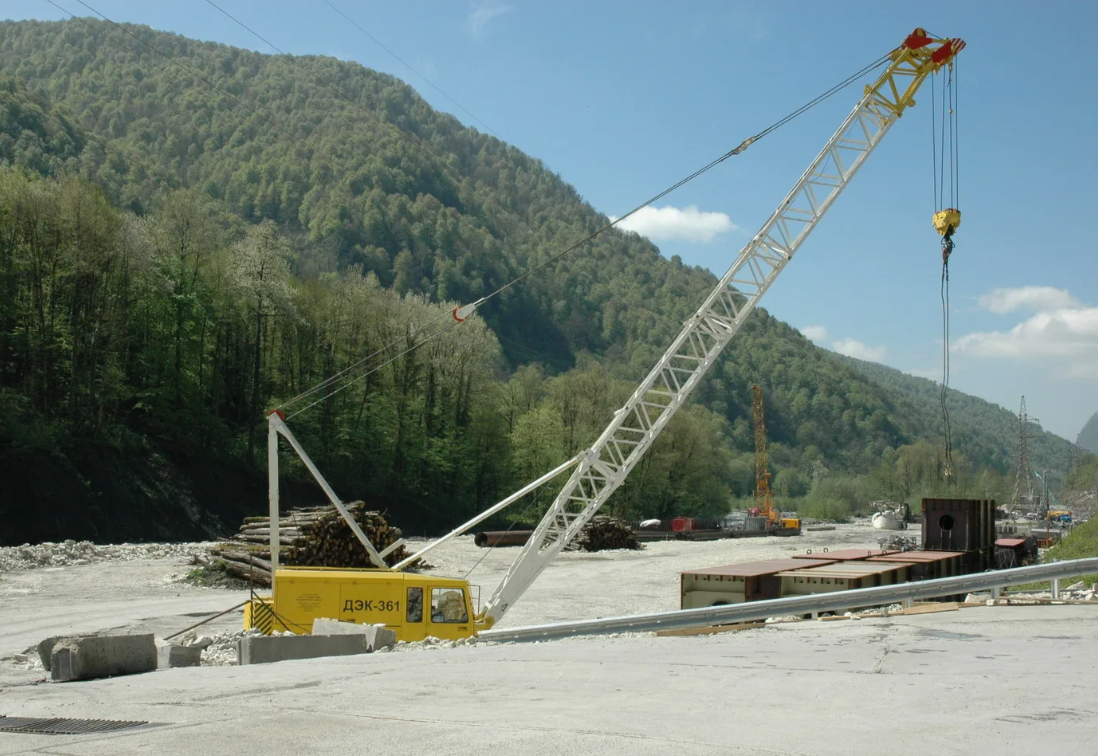 гусеничный кран дэк-361, гусеничные краны, дэк кран, кран, liebherr ltm 1500