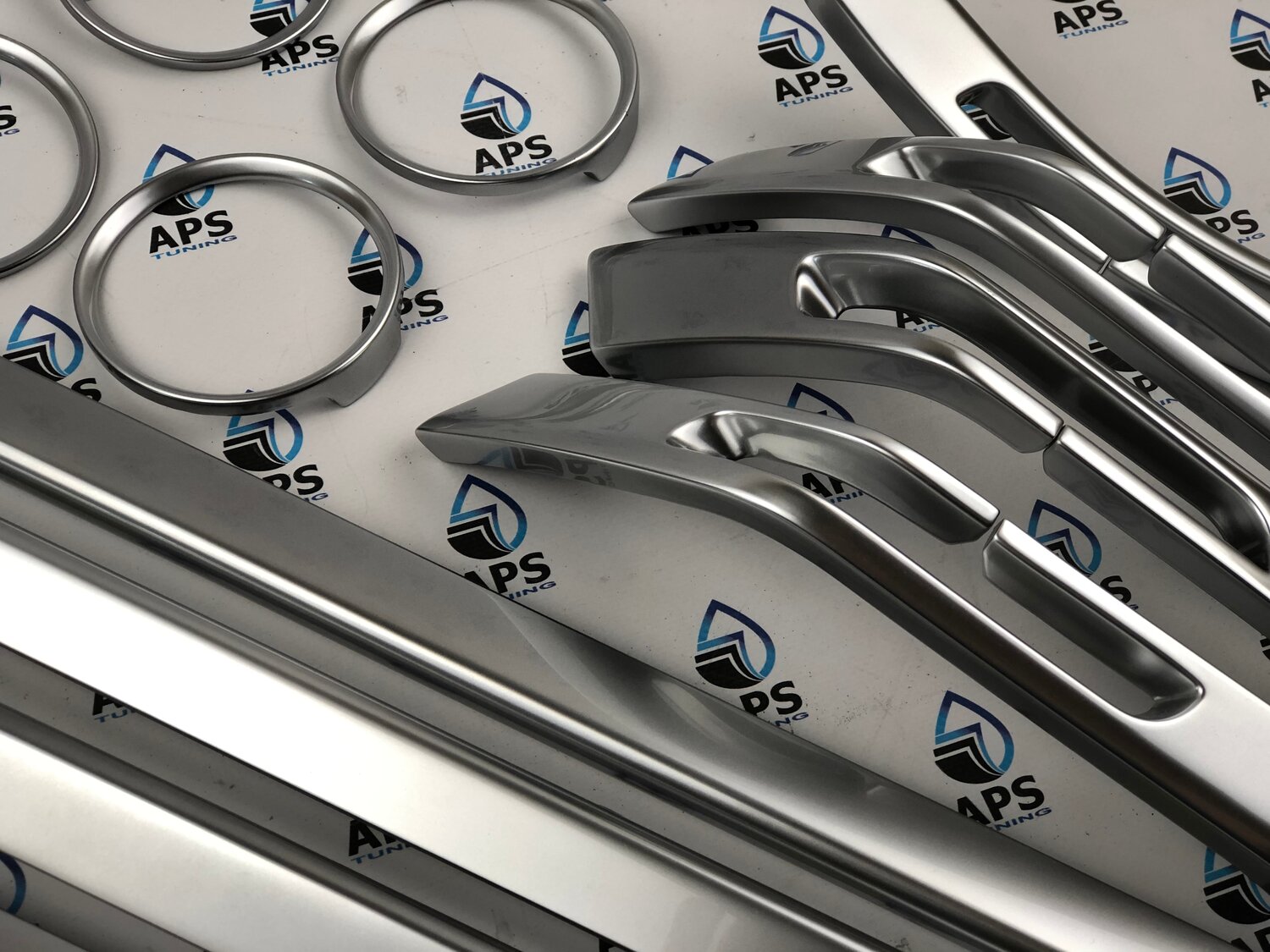 хромированные детали, химическое хромирование автомобиля, хромированные петли jeep wrangler, хромирование деталей, хромированные детали машины