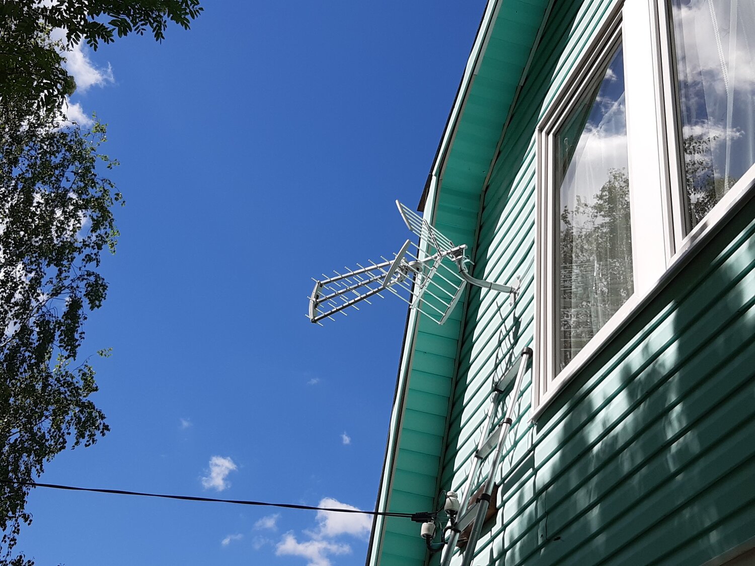 антенна, тв антенны, установка антенн, спутниковая антенна люмакс, косяки монтажа антенн