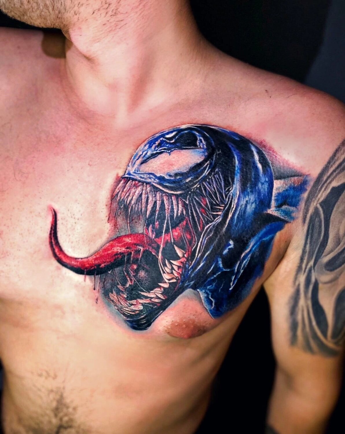 тату веном, тату венома, venom, тату веном на лопатке, веном реализм