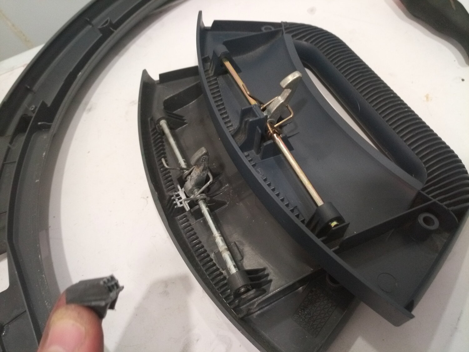 288568 ручка люка, ручка люка ariston grey futura c00286151, dhl011id, dhl016id, ar3854 черная, ручка люка indesit, ручка люка, ручка люка хотпоинт аристон