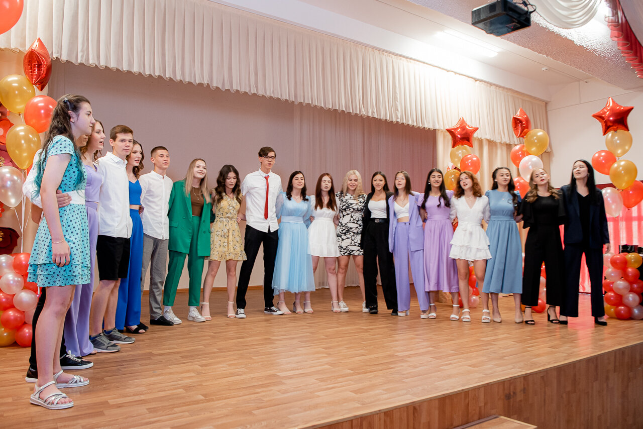 выпускники, выпускники школы, школа выпускной, выпускной, выпускной 11 класс