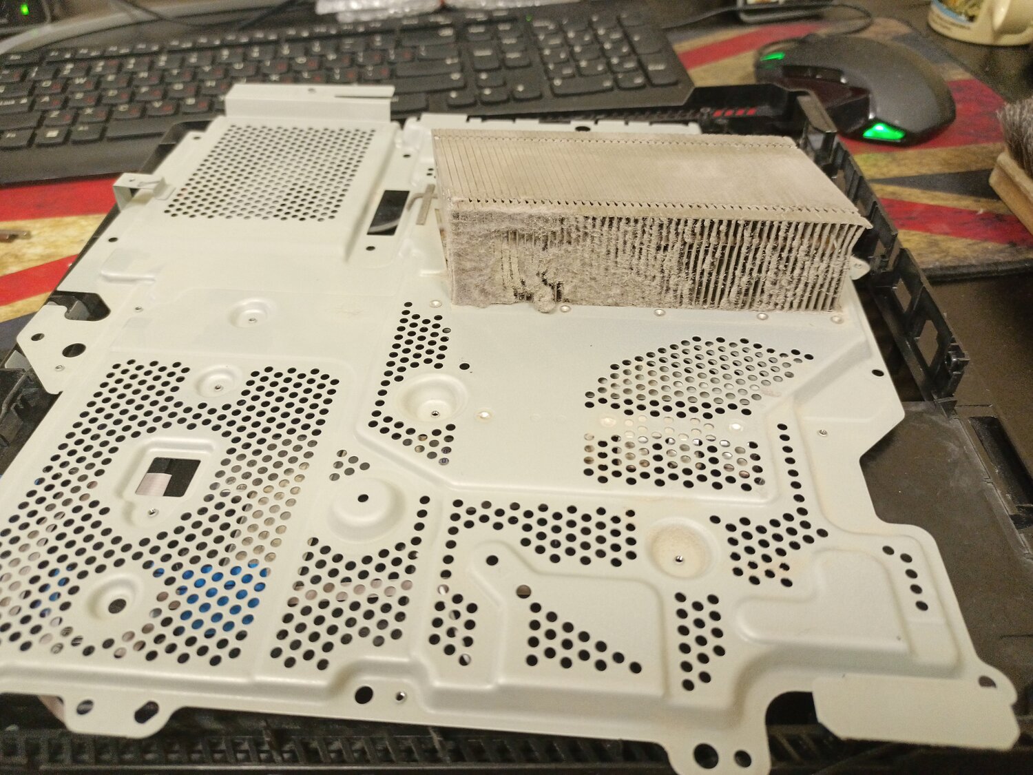 термопаста для ps4 slim, термопрокладка ps4 pro, чистка ps4 pro, чистка ps4 slim, playstation 4 slim teardown