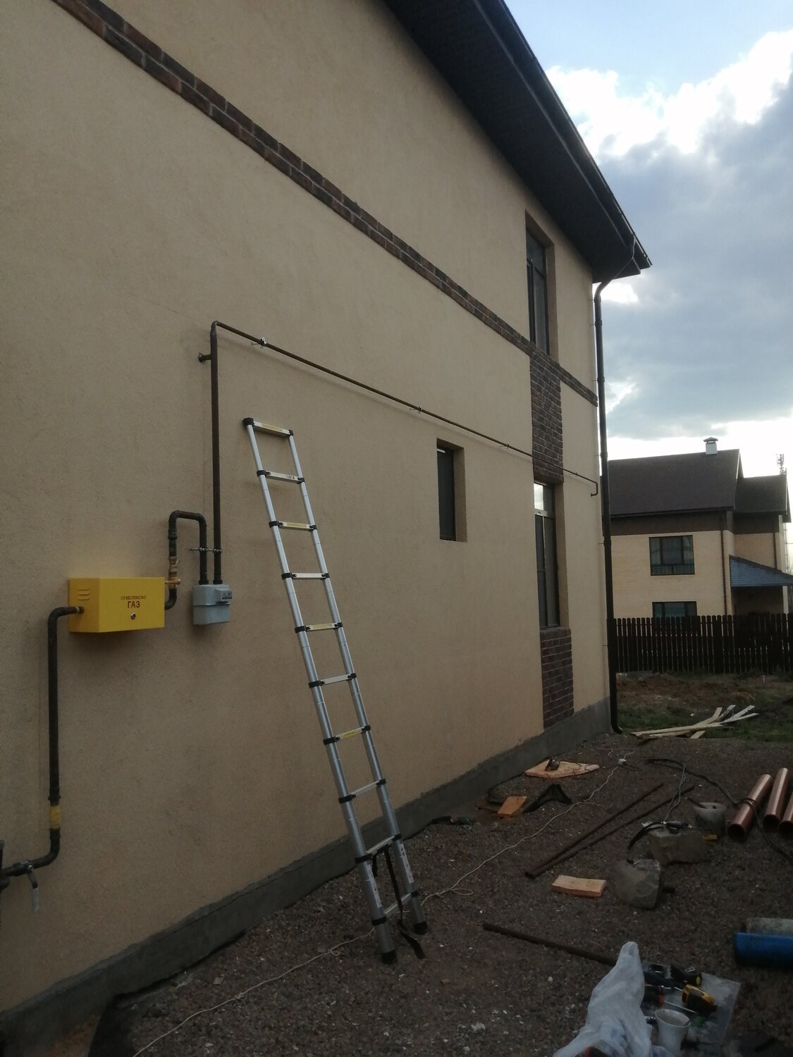 мокрый фасад, фасад дома короед, фасад дома, фасад короед, фасадные работы