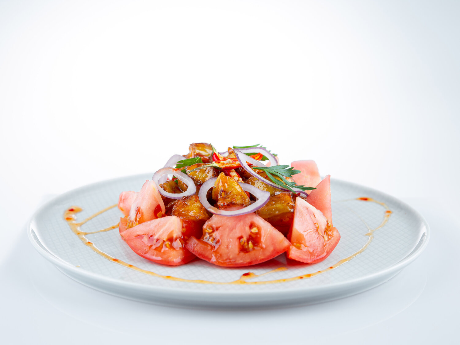 салат, салат помидоры красный лук и соевый соус, еда, салат овощной, салат из свежих овощей