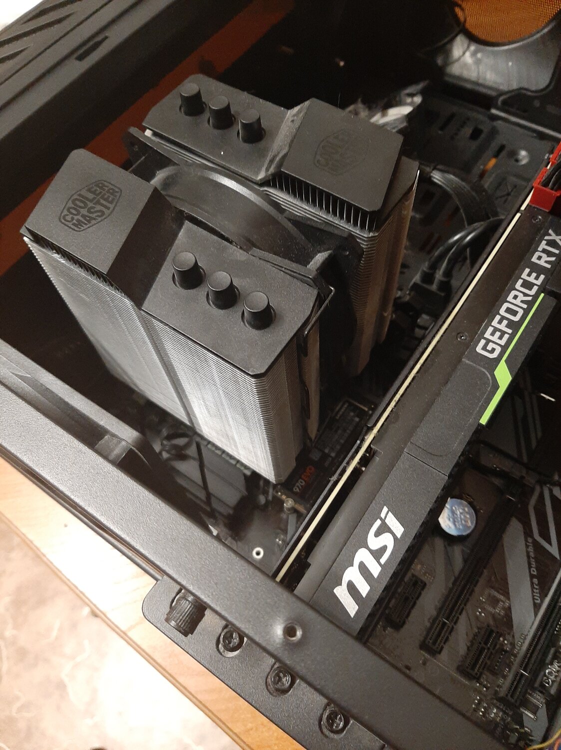 rx 470 itx, cooler master hyper 212 black edition, gtx 1660 ti aero, coolermaster masterair 620p, cooler master hyper