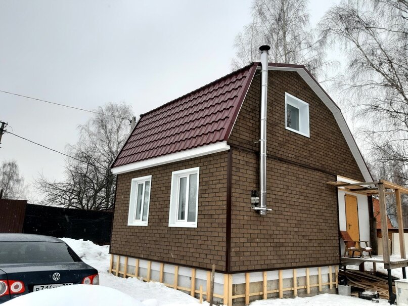 цокольный сайдинг, сайдинг деке блок хаус крем брюле, загородный дом, цокольный сайдинг альта профиль, сайдинг фасадный