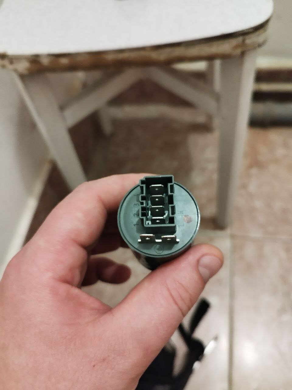 гонг бмв е39, гонг бмв е34, гонг bmw e39, зуммер гонг е39, сирена сигнализации