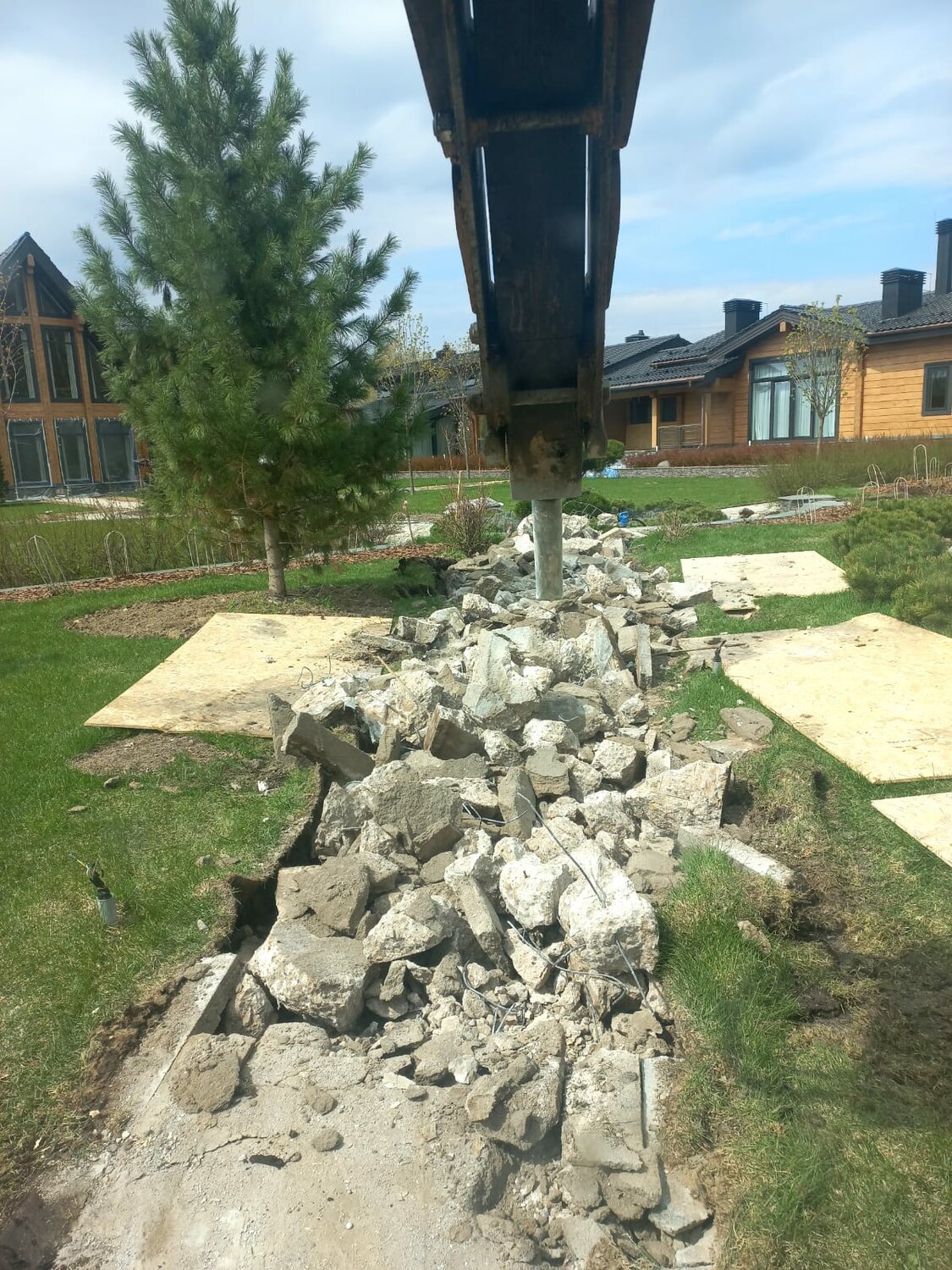 демонтаж бетонной ленты, снос дома в жуковке, демонтаж фундамента, на даче, хутор арпачин