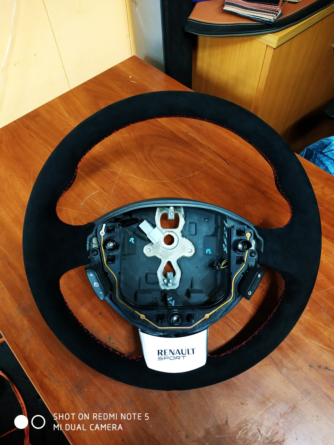 руль рено лагуна 3, руль рено меган 3, руль киа рио, руль тойота королла, руль меган 3