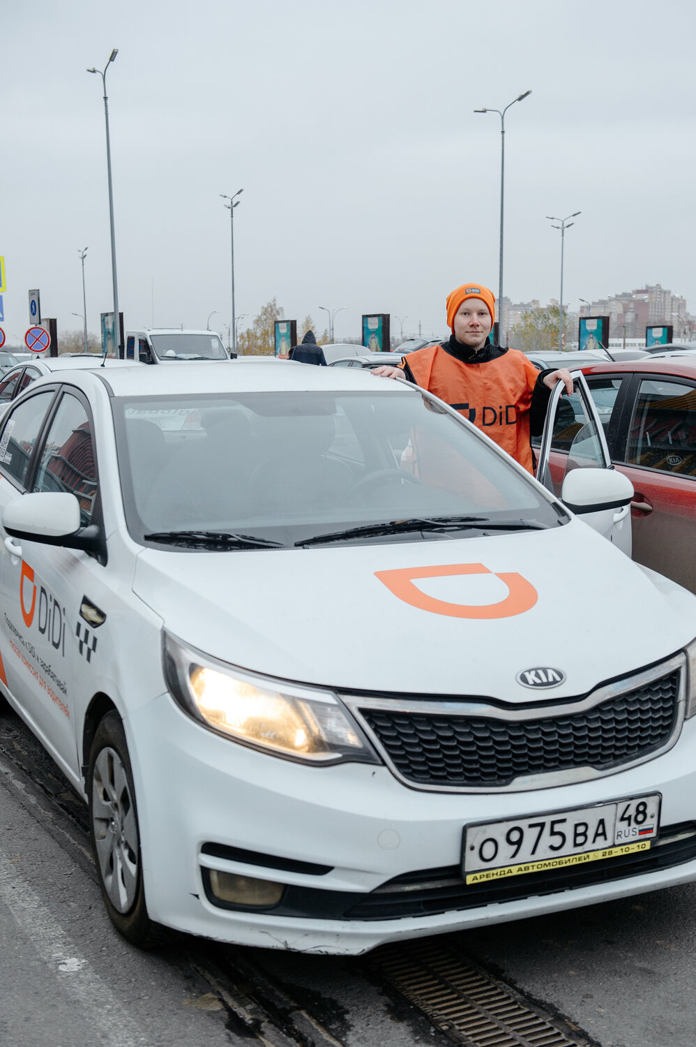 автомобиль kia rio, такси, автомобиль киа, такси тюмень, такси киа