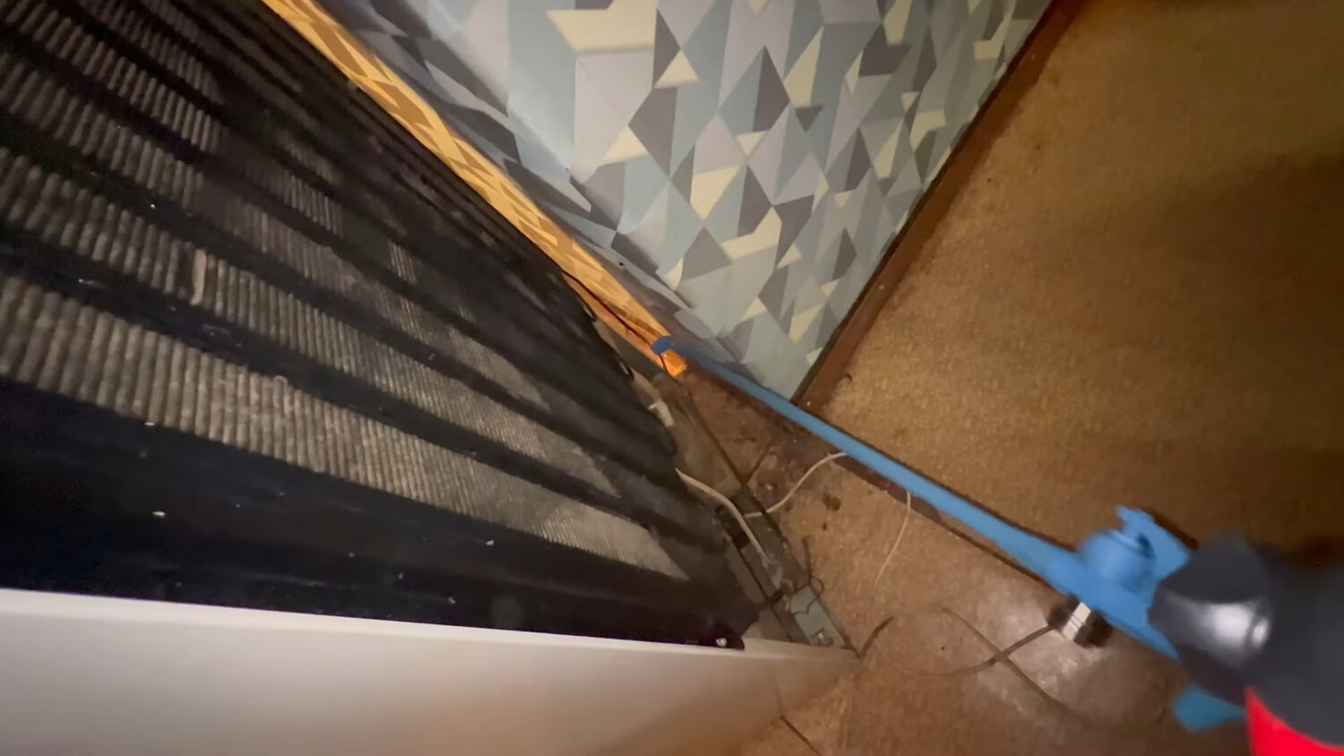 чистка радиатора, отопление, радиаторы отопления, стальные радиаторы, кондиционер