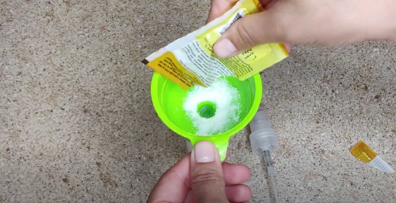 слайм в домашних условиях, слайм из клея, слайм без клея и тетрабората, слайм из клея пва, слайм с тетраборатом натрия