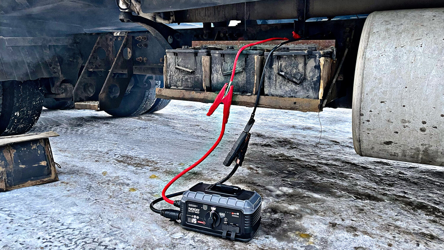 прикурить грузовой автомобиль, прикурить автомобиль, прикуривание автомобиля, грузовые авто, отогрев автомобиля