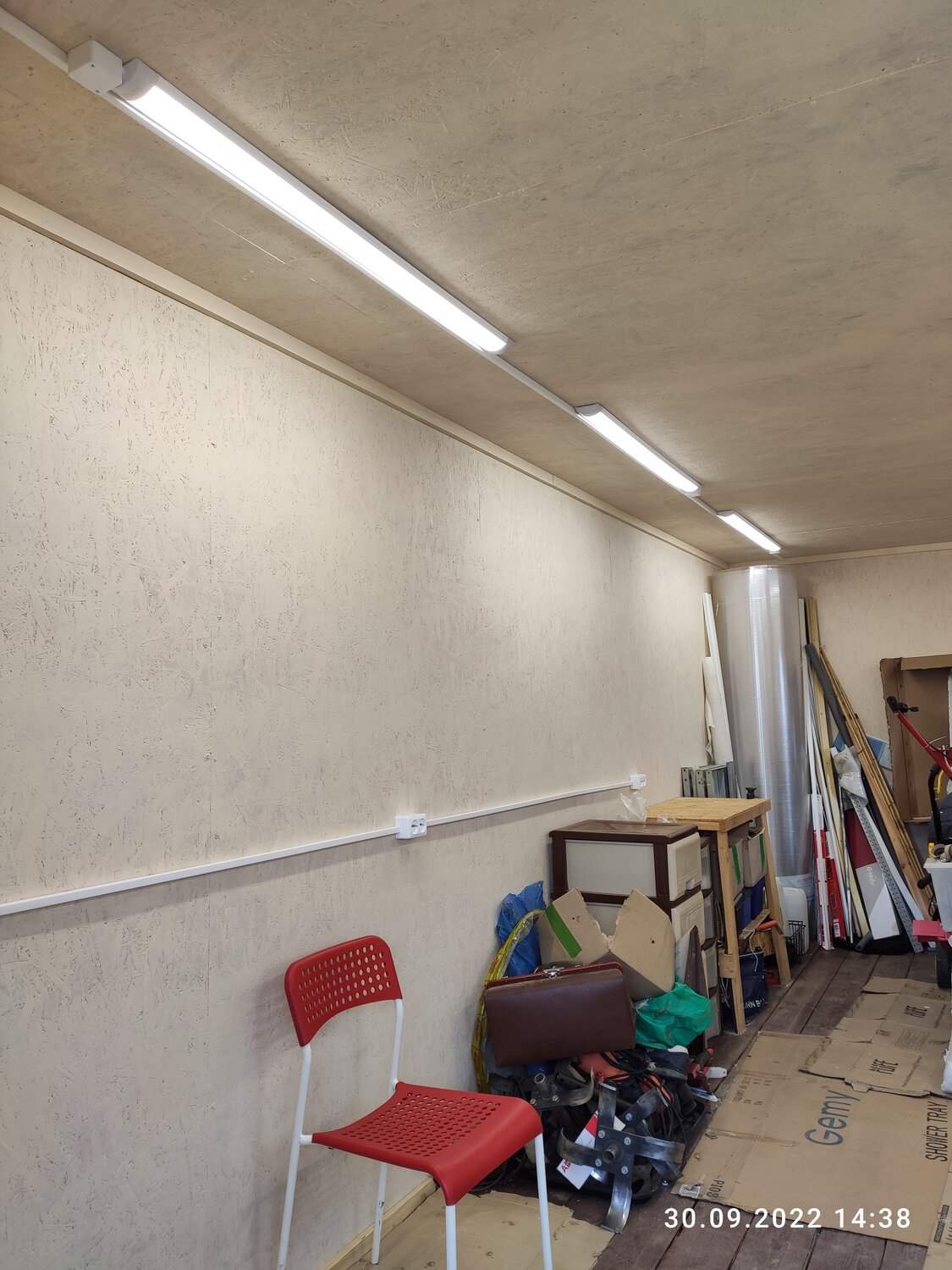 освещение в гараже, свет в гараже, светильники для гаража, освещение, в гараже