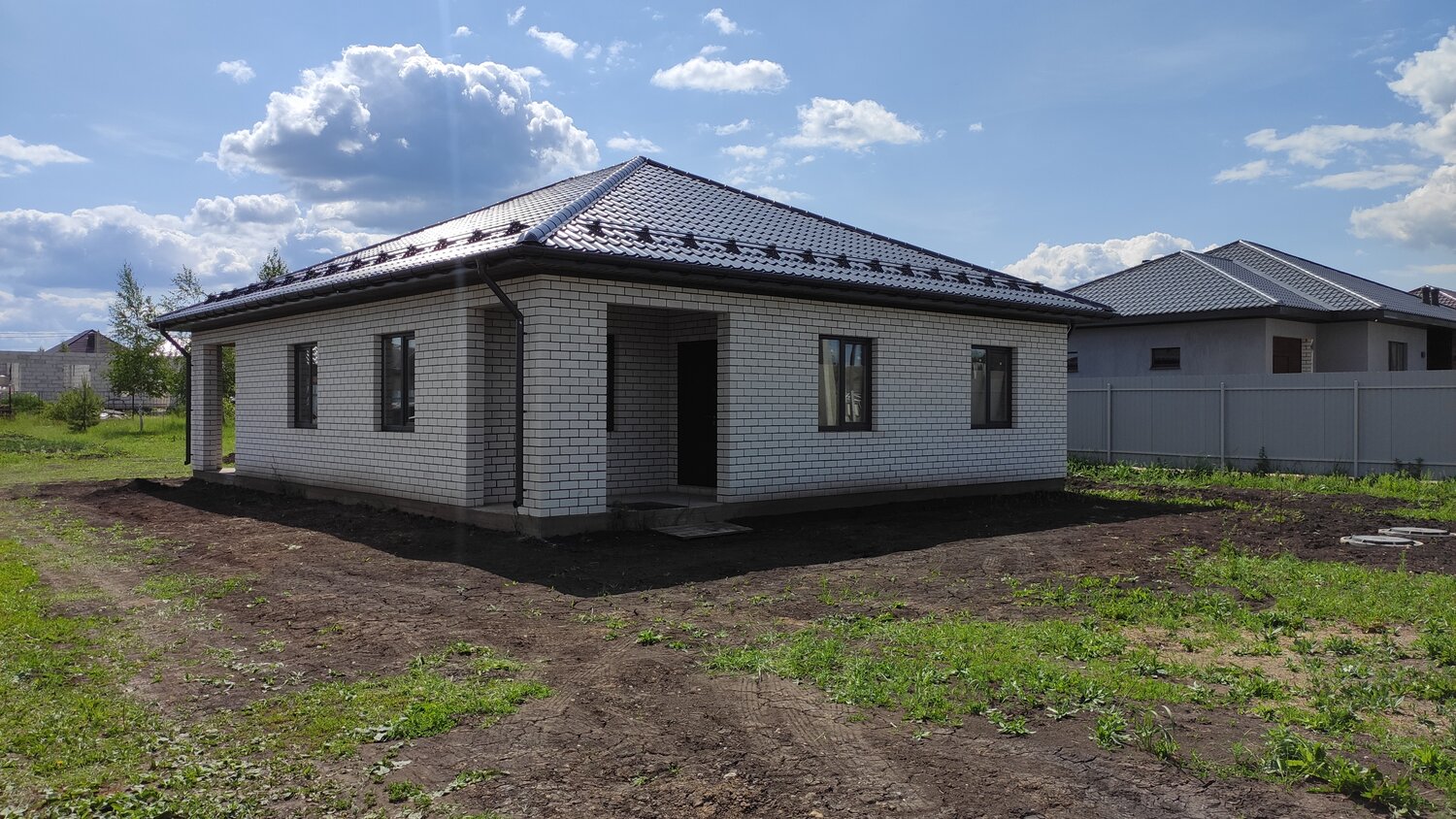 дом в селе, одноэтажный дом, дом, одноэтажный загородный дом, готовые дома