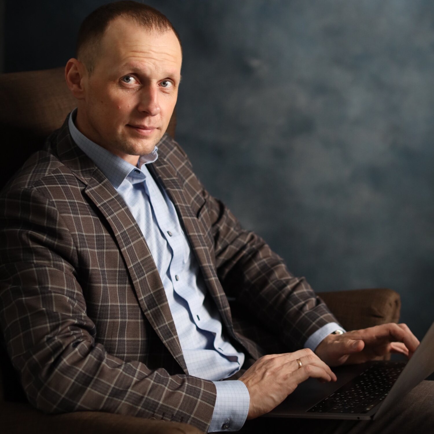 Иван Савельев