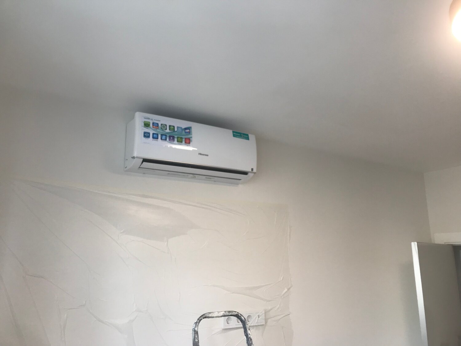 кондиционер hisense, кондиционер, кондиционер хайсенс, кондиционер баллу, установленный кондиционер