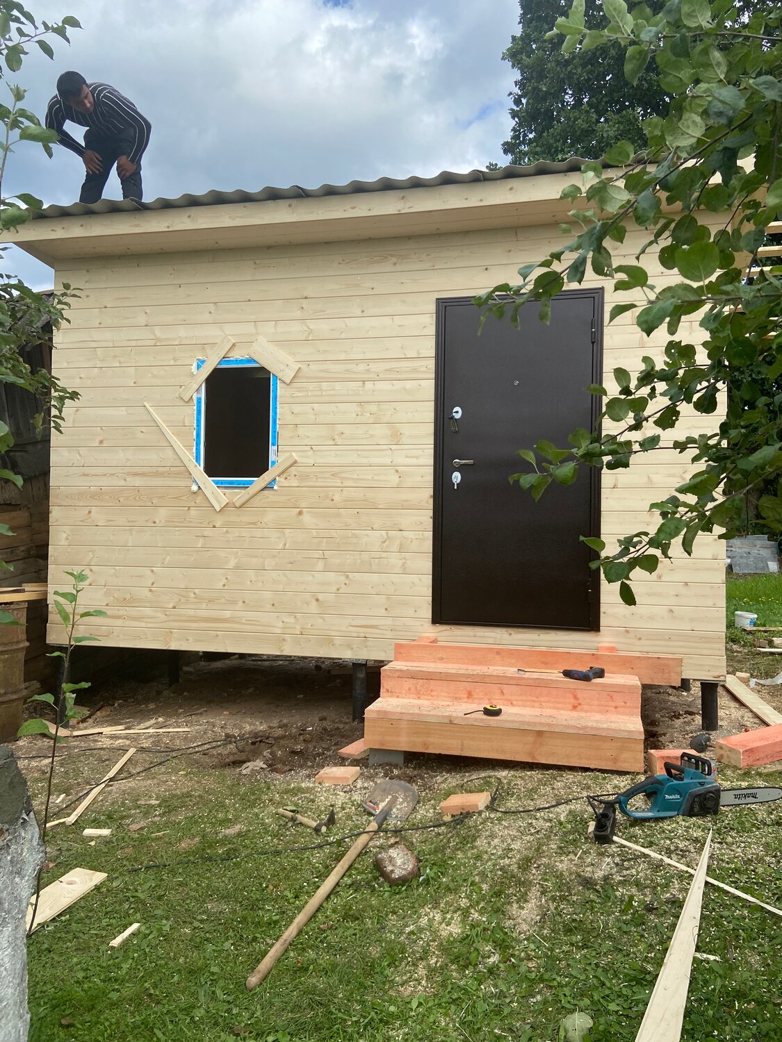 Строительство хозблока