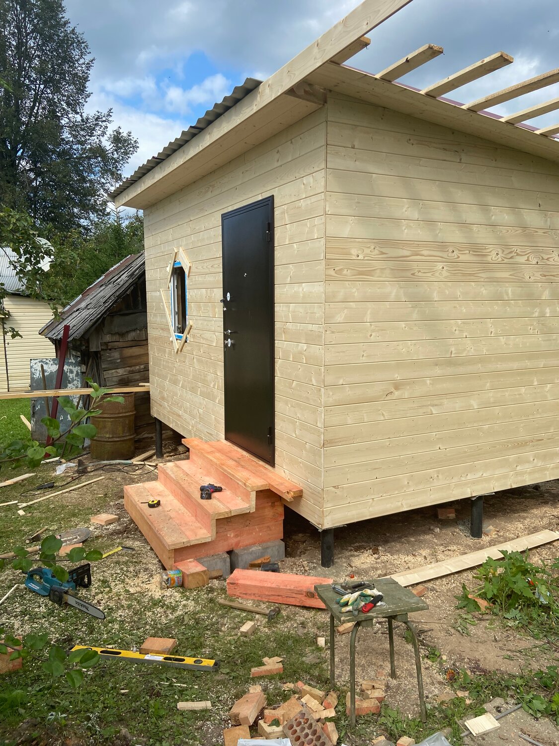 Строительство хозблока