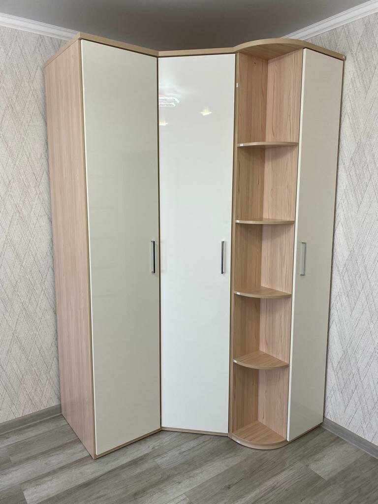 шкаф угловой зеркальный, угловой шкаф, современный угловой шкаф, угловой шкаф с полками, шкаф для одежды угловой