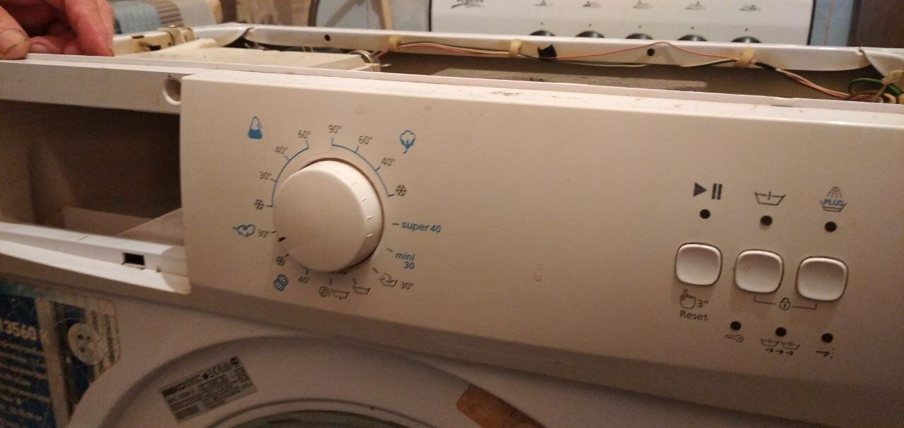 стиральная машина indesit, стиральная машина индезит, стиральная машинка индезит, машинка индезит, индезит стиральная
