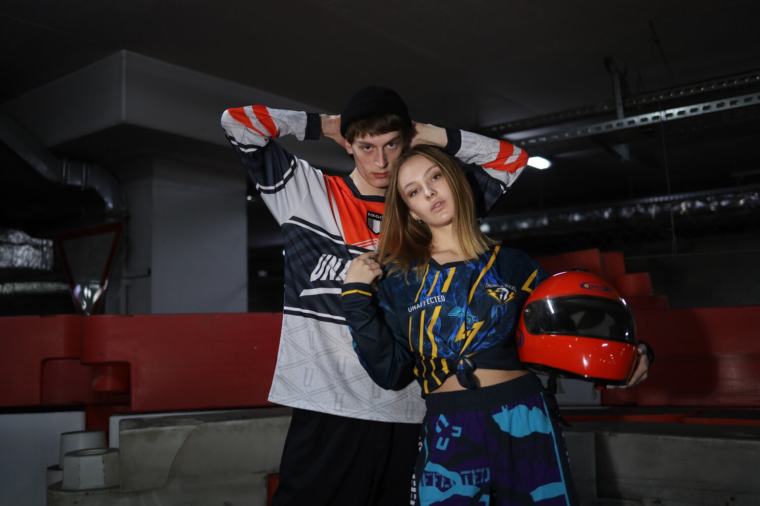 девушка, александра солянкина актриса и андрей барило, валентин пьянов хоккеист, виталий кравцов трактор, авангард 2007