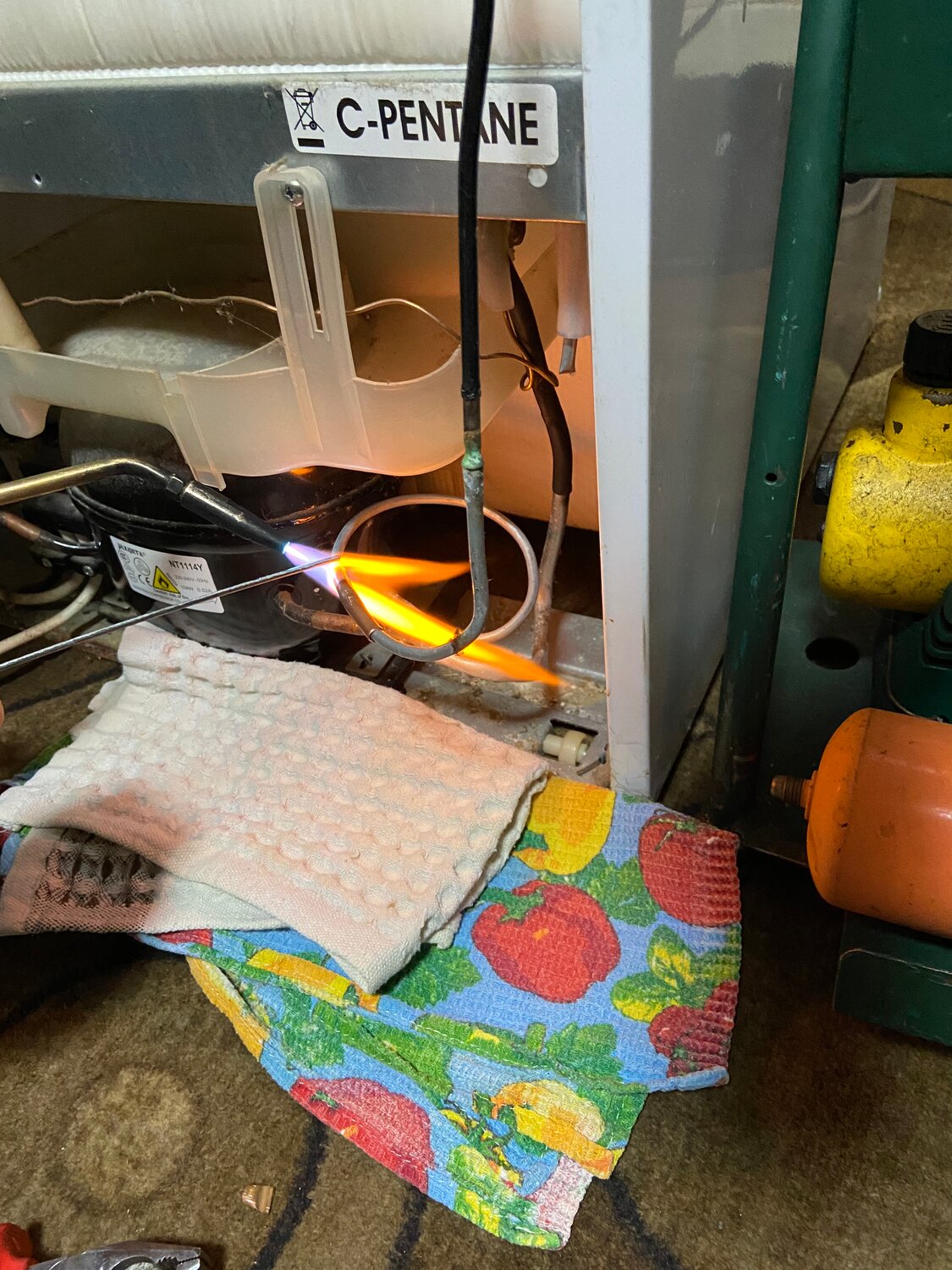 вещи, в доме, квартира, бардак на кухне, домашний