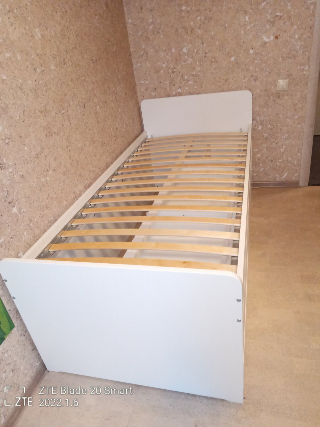 кровать luroy ikea 901.602.11, кровать икеа с ящиками, кровать икеа, askvoll ikea кровать, односпальная кровать икеа