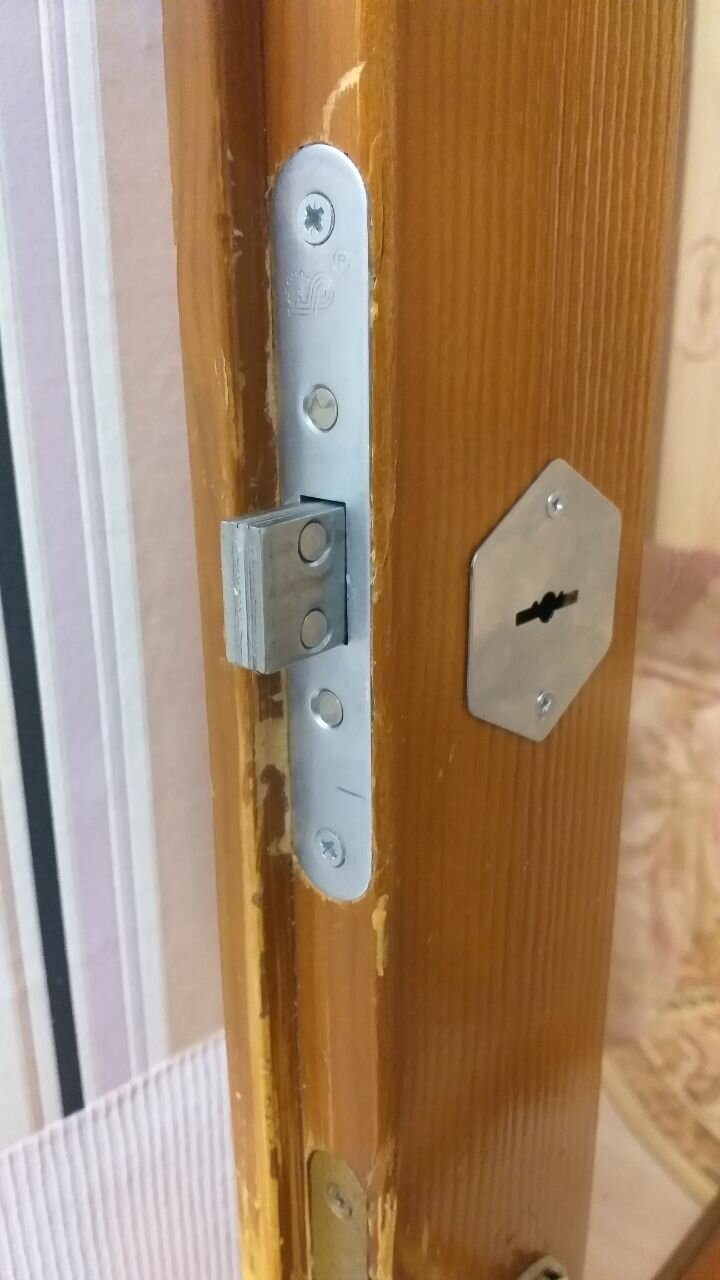врезка замка, врезка замка в дверь, врезной замок, дверной замок, дверь замок