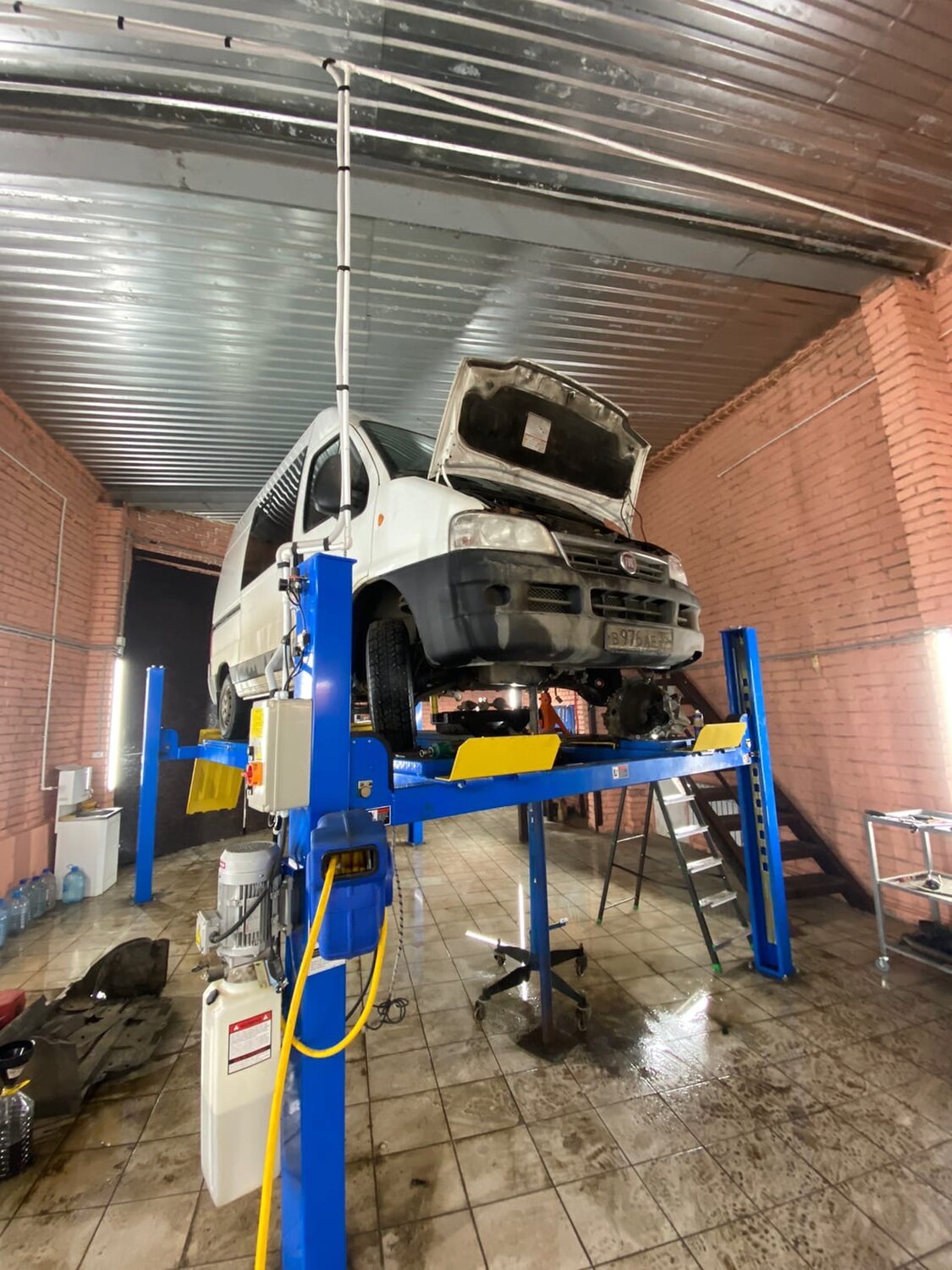 автосервис, автосервис на автомоторной улице, оборудование для автосервиса, автотехцентр, автосервис хонда 411