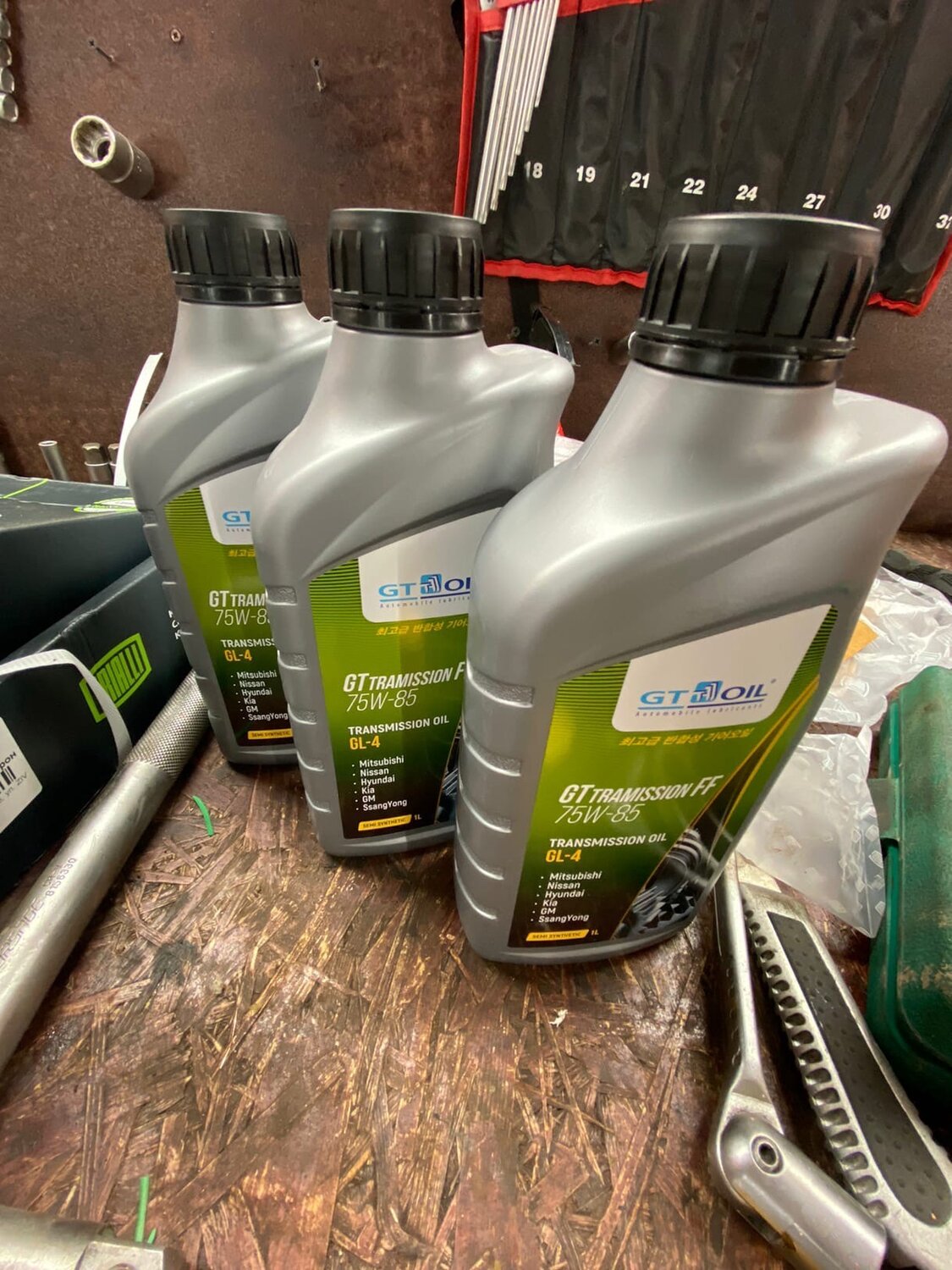 масло в кпп, масло трансмиссионное, масло в двигатель, масло в коробку передач, масло в раздатку саетафе 2019