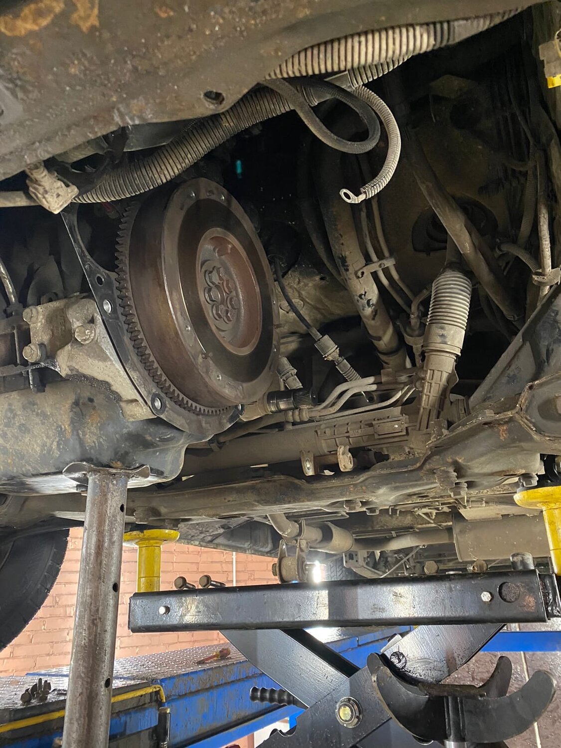 задняя подвеска трейлблейзер 1, подвеска, рено логан 2 подвеска снизу, ремонт подвески, задняя подвеска audi q7