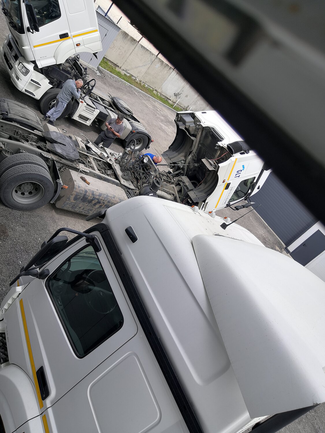 разбитые фуры, автомобиль, шасси скания автовоз, грузовик фургон, дтп