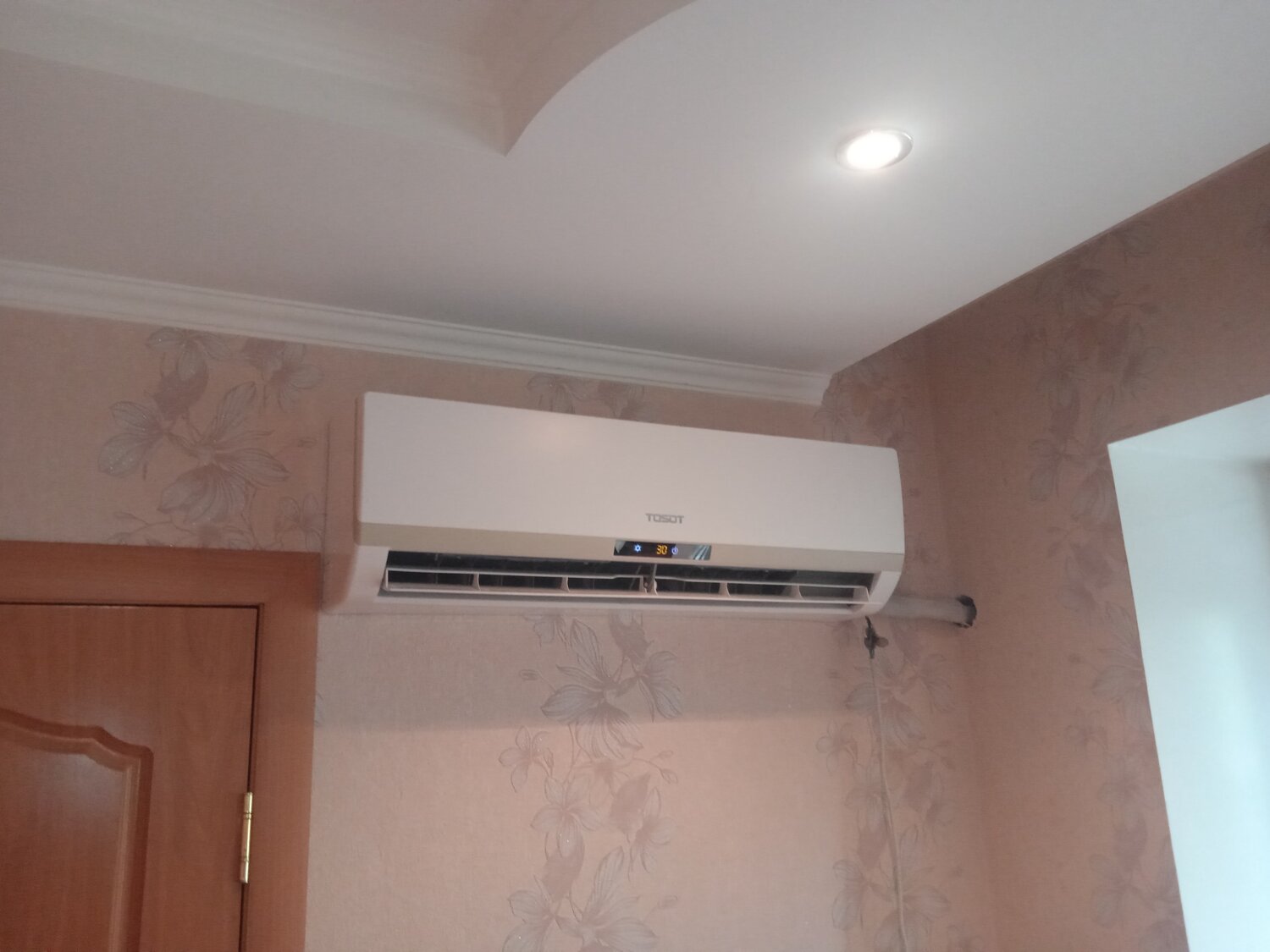 монтаж кондиционера, кондиционер, кондиционер сплит, установка кондиционера, кондиционеры сплит системы